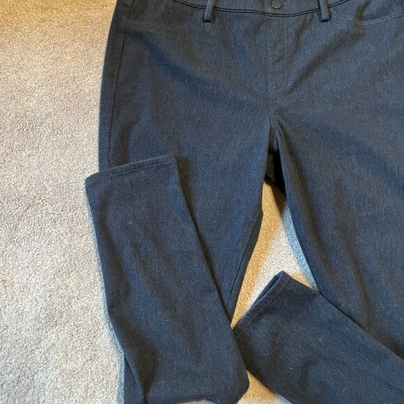 Uniqlo Gray Elastic Waist Pull-On Pants – Size XL, Great Condition - Picture 3 of 8